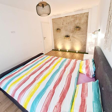 Eden Apartment Κλουζ-Ναπόκα Εξωτερικό φωτογραφία