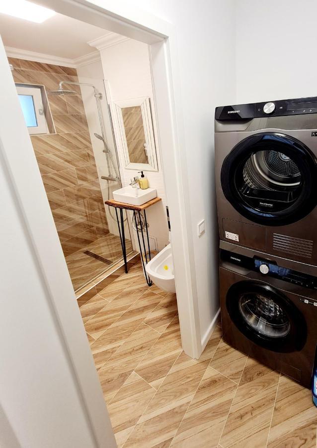 Eden Apartment Κλουζ-Ναπόκα Εξωτερικό φωτογραφία